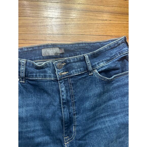 Torrid Feel the Fit Straight Jeans – Size 20R - Picture 4 of 10